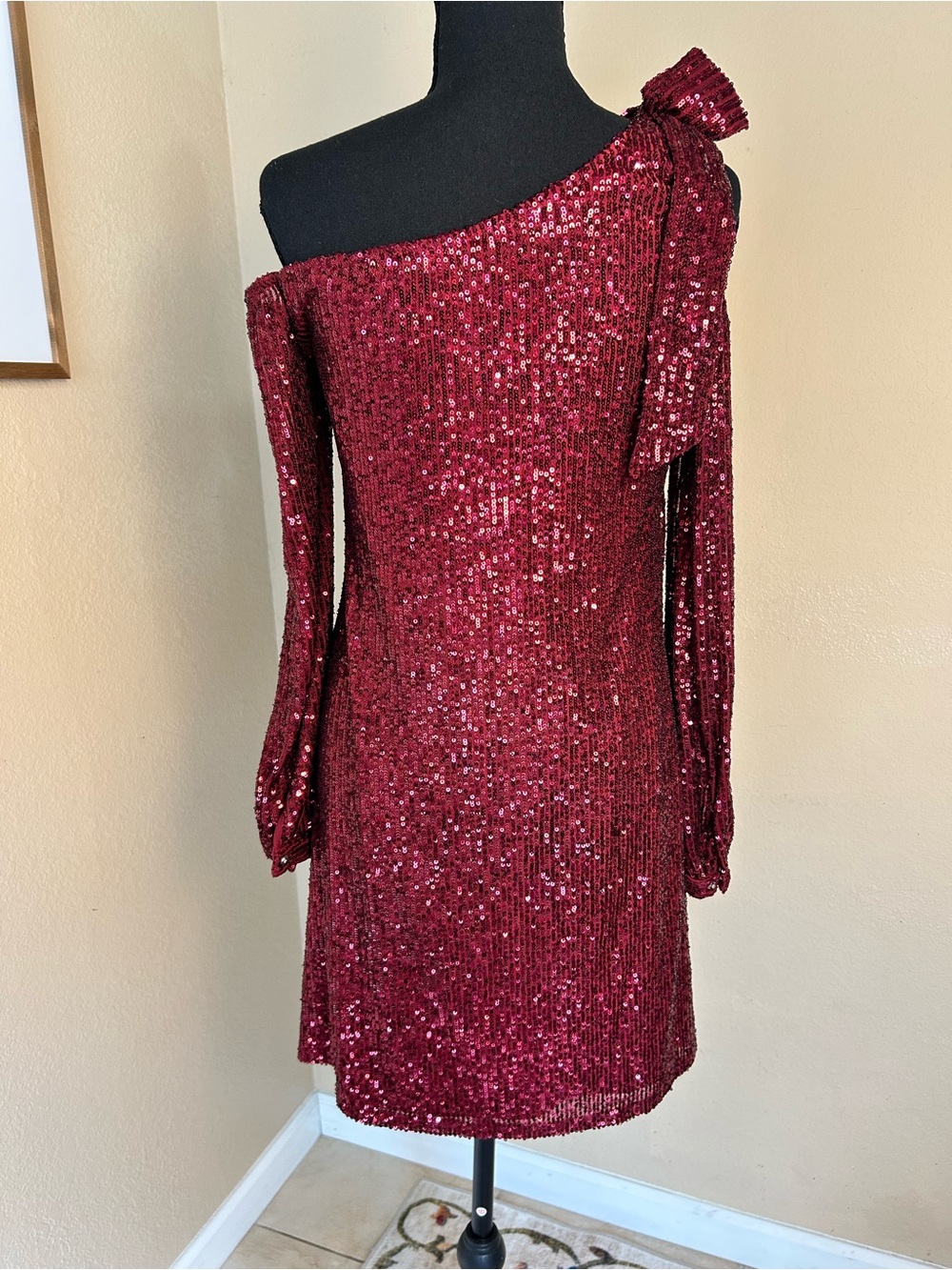 CeCe Sequin One Shoulder Long Sleeve Mini Dress Dark Wine, Size Small